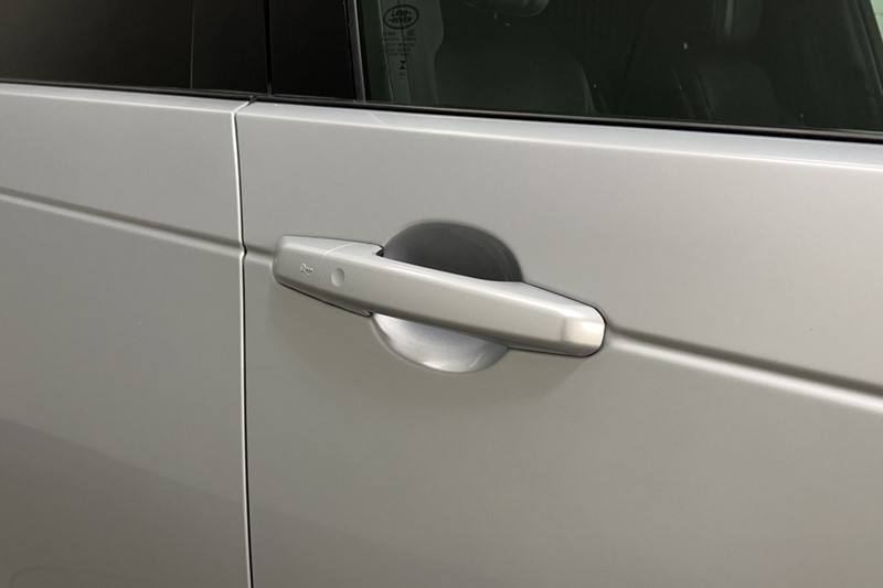 2024 (24) LAND ROVER COMMERCIAL DISCOVERY 3.0 D300 Dynamic HSE Commercial Auto 5400665