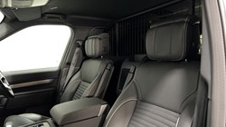 2024 (24) LAND ROVER COMMERCIAL DISCOVERY 3.0 D300 Dynamic HSE Commercial Auto 5400625