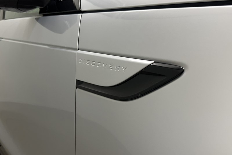 2024 (24) LAND ROVER COMMERCIAL DISCOVERY 3.0 D300 Dynamic HSE Commercial Auto 5400667