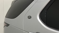 2024 (24) LAND ROVER COMMERCIAL DISCOVERY 3.0 D300 Dynamic HSE Commercial Auto 5400663
