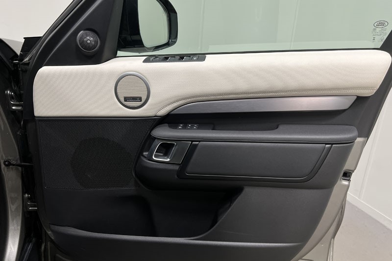 2024 (74) LAND ROVER DISCOVERY 3.0 D350 Dynamic HSE 5dr Auto 5367384