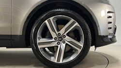 2024 (74) LAND ROVER DISCOVERY 3.0 D350 Dynamic HSE 5dr Auto 5367379