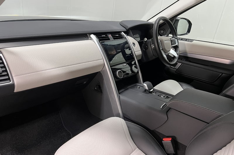 2024 (74) LAND ROVER DISCOVERY 3.0 D350 Dynamic HSE 5dr Auto 5367407