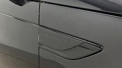 2022 (72) LAND ROVER DISCOVERY 3.0 D300 R-Dynamic HSE 5dr Auto 5355939