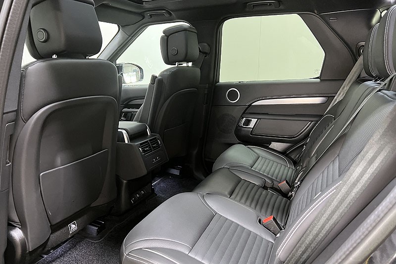 2022 (72) LAND ROVER DISCOVERY 3.0 D300 R-Dynamic HSE 5dr Auto 5355927