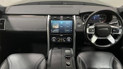 2022 (72) LAND ROVER DISCOVERY 3.0 D300 R-Dynamic HSE 5dr Auto 5355900
