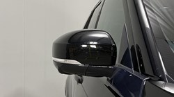 2022 (72) LAND ROVER DISCOVERY 3.0 D300 R-Dynamic HSE 5dr Auto 5355938