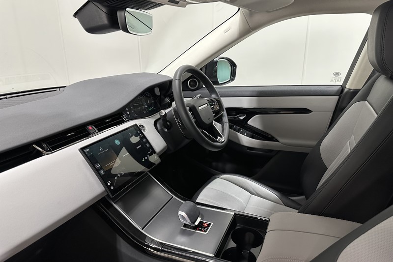 2024 (24) LAND ROVER RANGE ROVER EVOQUE 1.5 P300e Dynamic SE 5dr Auto 5366214