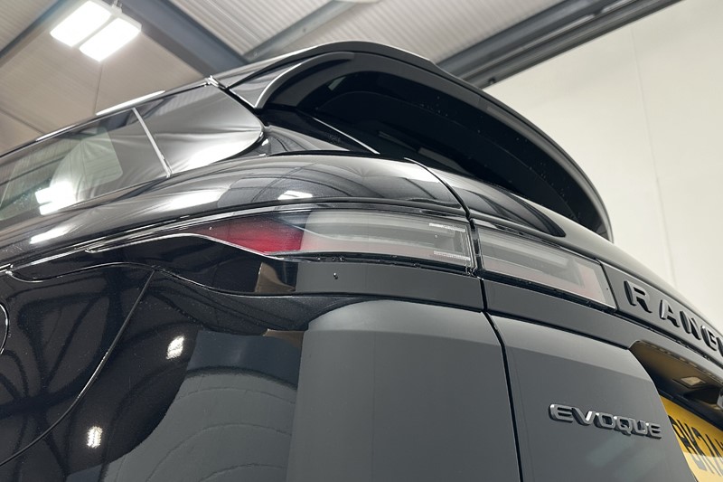 2024 (24) LAND ROVER RANGE ROVER EVOQUE 1.5 P300e Dynamic SE 5dr Auto 5366224