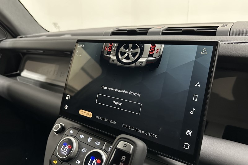 2026 (26) LAND ROVER COMMERCIAL DEFENDER 3.0 D250 Hard Top X-Dynamic SE Auto 5334902