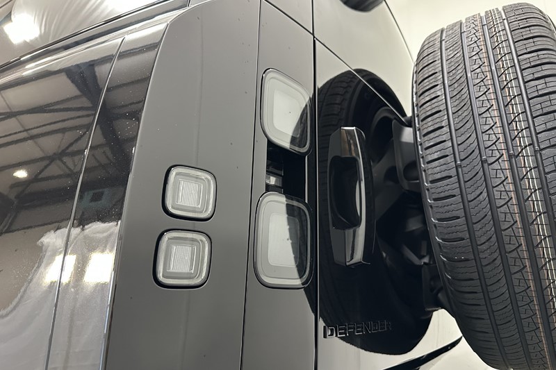 2026 (26) LAND ROVER COMMERCIAL DEFENDER 3.0 D250 Hard Top X-Dynamic SE Auto 5334915