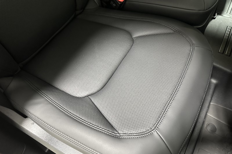 2026 (26) LAND ROVER COMMERCIAL DEFENDER 3.0 D250 Hard Top X-Dynamic SE Auto 5334887