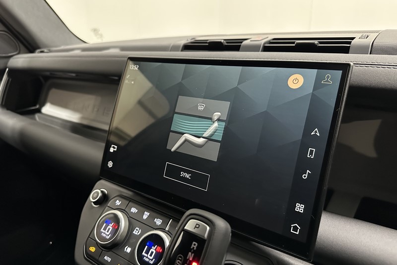 2026 (26) LAND ROVER COMMERCIAL DEFENDER 3.0 D250 Hard Top X-Dynamic SE Auto 5334901