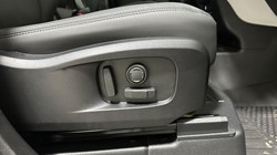 2026 (26) LAND ROVER COMMERCIAL DEFENDER 3.0 D250 Hard Top X-Dynamic SE Auto 5334886