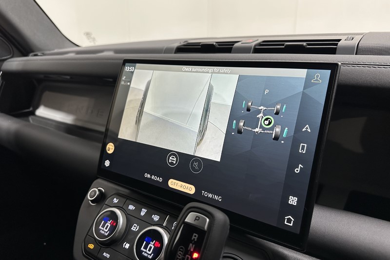 2026 (26) LAND ROVER COMMERCIAL DEFENDER 3.0 D250 Hard Top X-Dynamic SE Auto 5334907