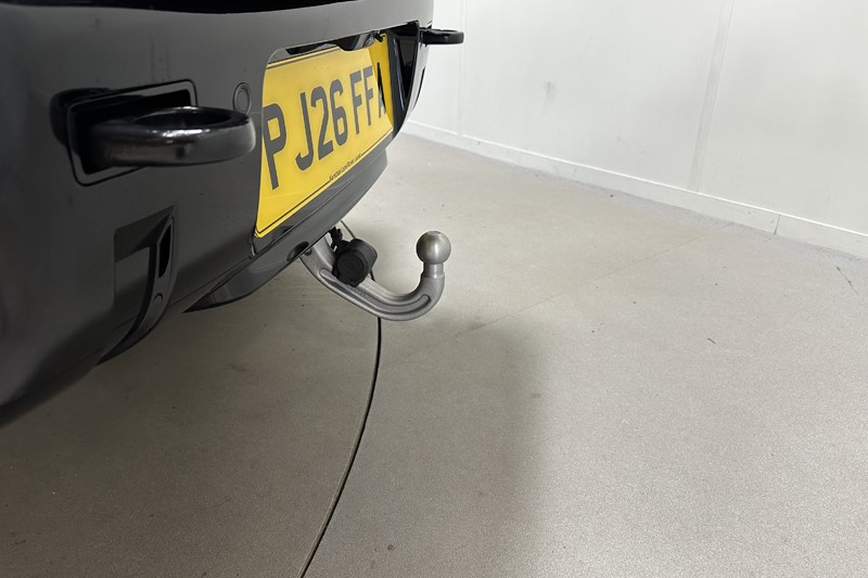 2026 (26) LAND ROVER COMMERCIAL DEFENDER 3.0 D250 Hard Top X-Dynamic SE Auto 5334909