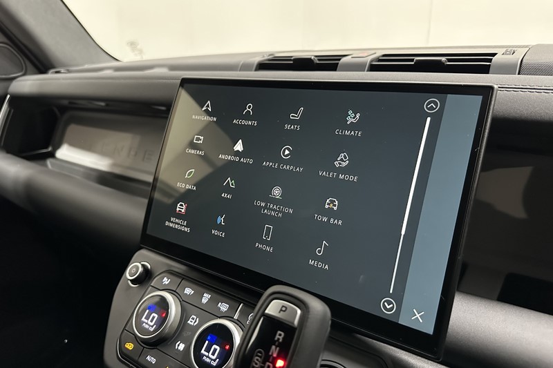 2026 (26) LAND ROVER COMMERCIAL DEFENDER 3.0 D250 Hard Top X-Dynamic SE Auto 5334898