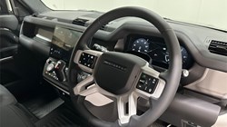2026 (26) LAND ROVER COMMERCIAL DEFENDER 3.0 D250 Hard Top X-Dynamic SE Auto 5334880