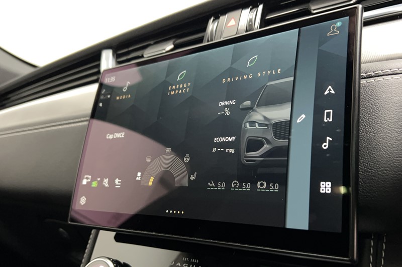 2021 (21) JAGUAR F-PACE 2.0 D200 R-Dynamic S 5dr Auto AWD 5401887