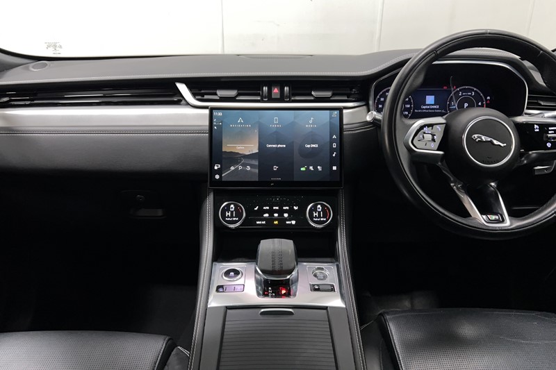 2021 (21) JAGUAR F-PACE 2.0 D200 R-Dynamic S 5dr Auto AWD 5401857