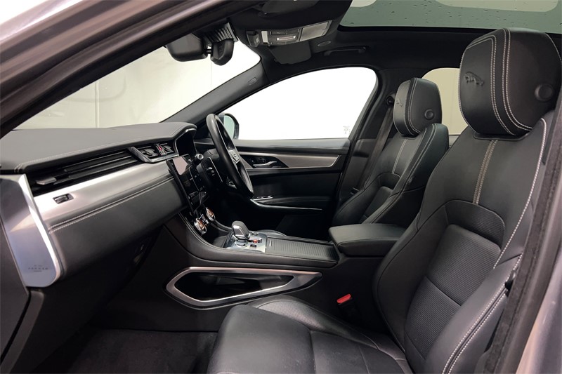 2021 (21) JAGUAR F-PACE 2.0 D200 R-Dynamic S 5dr Auto AWD 5401843