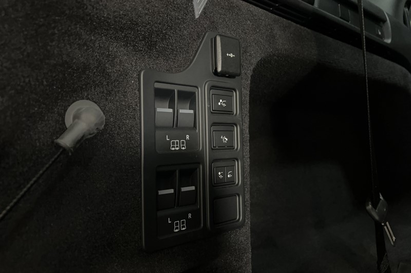 2025 (74) LAND ROVER DISCOVERY 3.0 D350 Dynamic HSE 5dr Auto 5339558