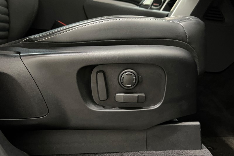 2025 (74) LAND ROVER DISCOVERY 3.0 D350 Dynamic HSE 5dr Auto 5339527