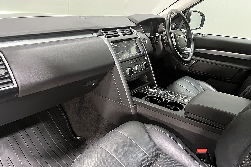 2019 (69) LAND ROVER DISCOVERY 3.0 SD6 Landmark Edition 5dr Auto 5355389