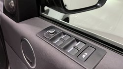 2019 (69) LAND ROVER DISCOVERY 3.0 SD6 Landmark Edition 5dr Auto 5355372