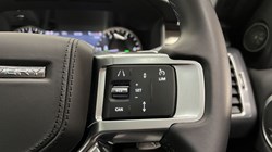 2023 (23) LAND ROVER DISCOVERY 3.0 D300 R-Dynamic HSE 5dr Auto 5372873