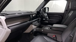 2023 (73) LAND ROVER DEFENDER 3.0 D250 X-Dynamic SE 110 5dr Auto 5400283