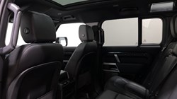 2023 (73) LAND ROVER DEFENDER 3.0 D250 X-Dynamic SE 110 5dr Auto 5400286