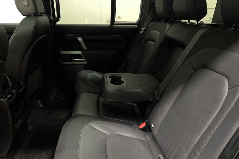 2023 (73) LAND ROVER DEFENDER 3.0 D250 X-Dynamic SE 110 5dr Auto 5400289