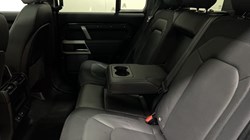2023 (73) LAND ROVER DEFENDER 3.0 D250 X-Dynamic SE 110 5dr Auto 5400289