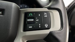2023 (73) LAND ROVER DEFENDER 3.0 D250 X-Dynamic SE 110 5dr Auto 5400270