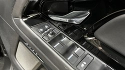 2022 (22) LAND ROVER RANGE ROVER EVOQUE 2.0 D200 R-Dynamic HSE 5dr Auto 5412213