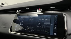 2022 (22) LAND ROVER RANGE ROVER EVOQUE 2.0 D200 R-Dynamic HSE 5dr Auto 5412232