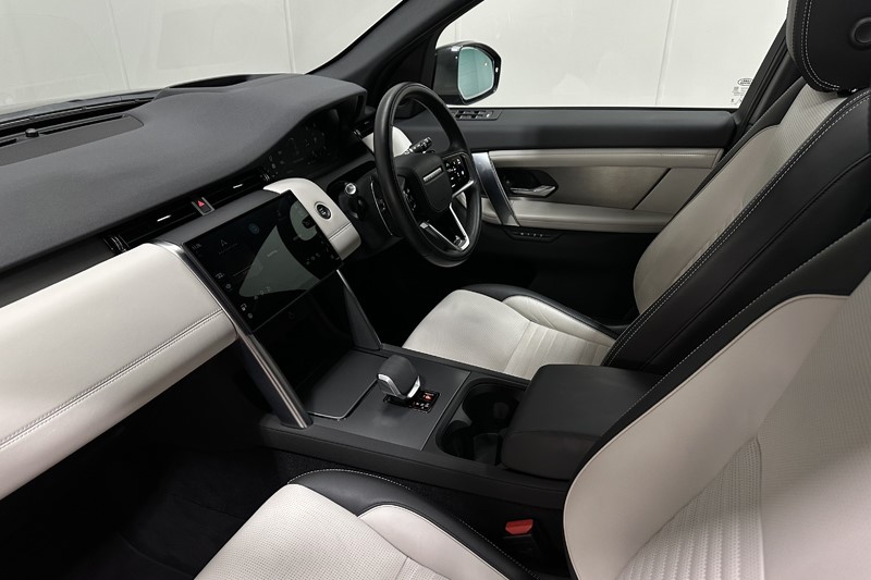 2024 (74) LAND ROVER DISCOVERY SPORT 2.0 D200 Dynamic HSE 5dr Auto [7 Seat] 5375451