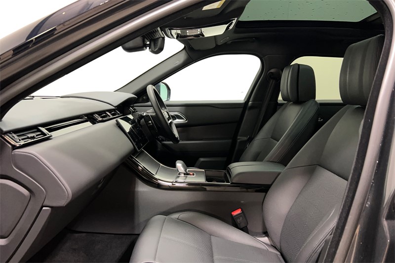 2025 (74) LAND ROVER RANGE ROVER VELAR 2.0 D200 MHEV Dynamic HSE 5dr Auto 5422137