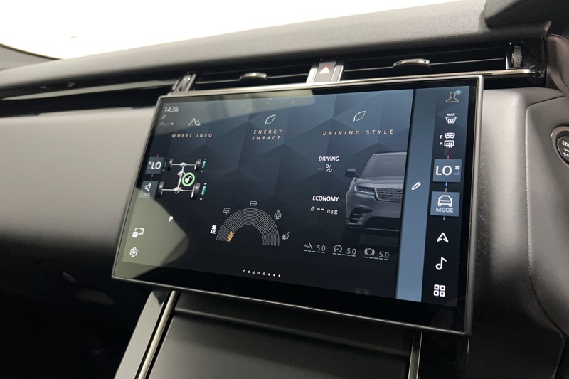 2025 (74) LAND ROVER RANGE ROVER VELAR 2.0 D200 MHEV Dynamic HSE 5dr Auto 5422163