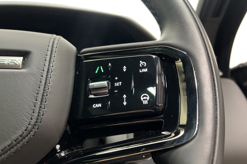 2025 (74) LAND ROVER RANGE ROVER VELAR 2.0 D200 MHEV Dynamic HSE 5dr Auto 5422157