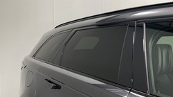 2025 (74) LAND ROVER RANGE ROVER VELAR 2.0 D200 MHEV Dynamic HSE 5dr Auto 5422185