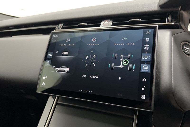 2025 (74) LAND ROVER RANGE ROVER VELAR 2.0 D200 MHEV Dynamic HSE 5dr Auto 5422162