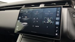 2025 (74) LAND ROVER RANGE ROVER VELAR 2.0 D200 MHEV Dynamic HSE 5dr Auto 5422162