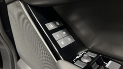 2025 (74) LAND ROVER RANGE ROVER VELAR 2.0 D200 MHEV Dynamic HSE 5dr Auto 5422149
