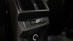 2020 (20) AUDI Q5 45 TFSI Quattro Black Edition 5dr S Tronic 5408678