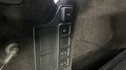 2024 (73) LAND ROVER COMMERCIAL DISCOVERY 3.0 D300 Dynamic HSE Commercial Auto 5392855