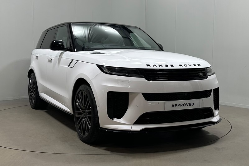 2026 (26) LAND ROVER RANGE ROVER SPORT 4.4 P635 V8 SV 5dr Auto