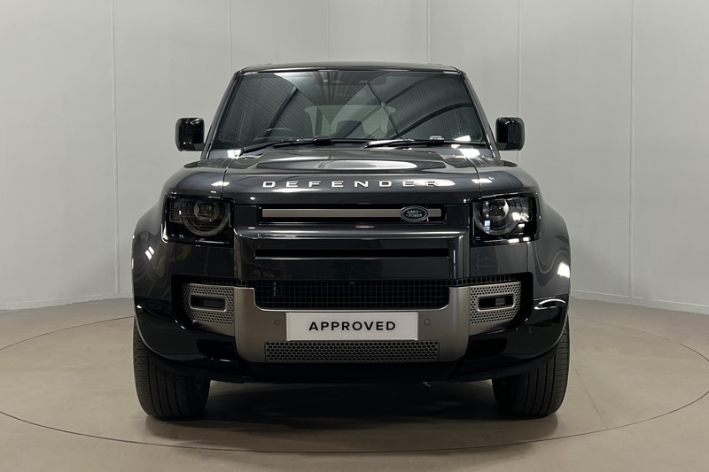 2025 (25) LAND ROVER DEFENDER 3.0 D350 X-Dynamic SE 110 5dr Auto 5378967