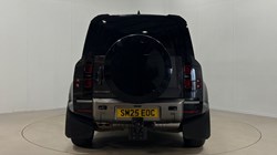 2025 (25) LAND ROVER DEFENDER 3.0 D350 X-Dynamic SE 110 5dr Auto 5396664